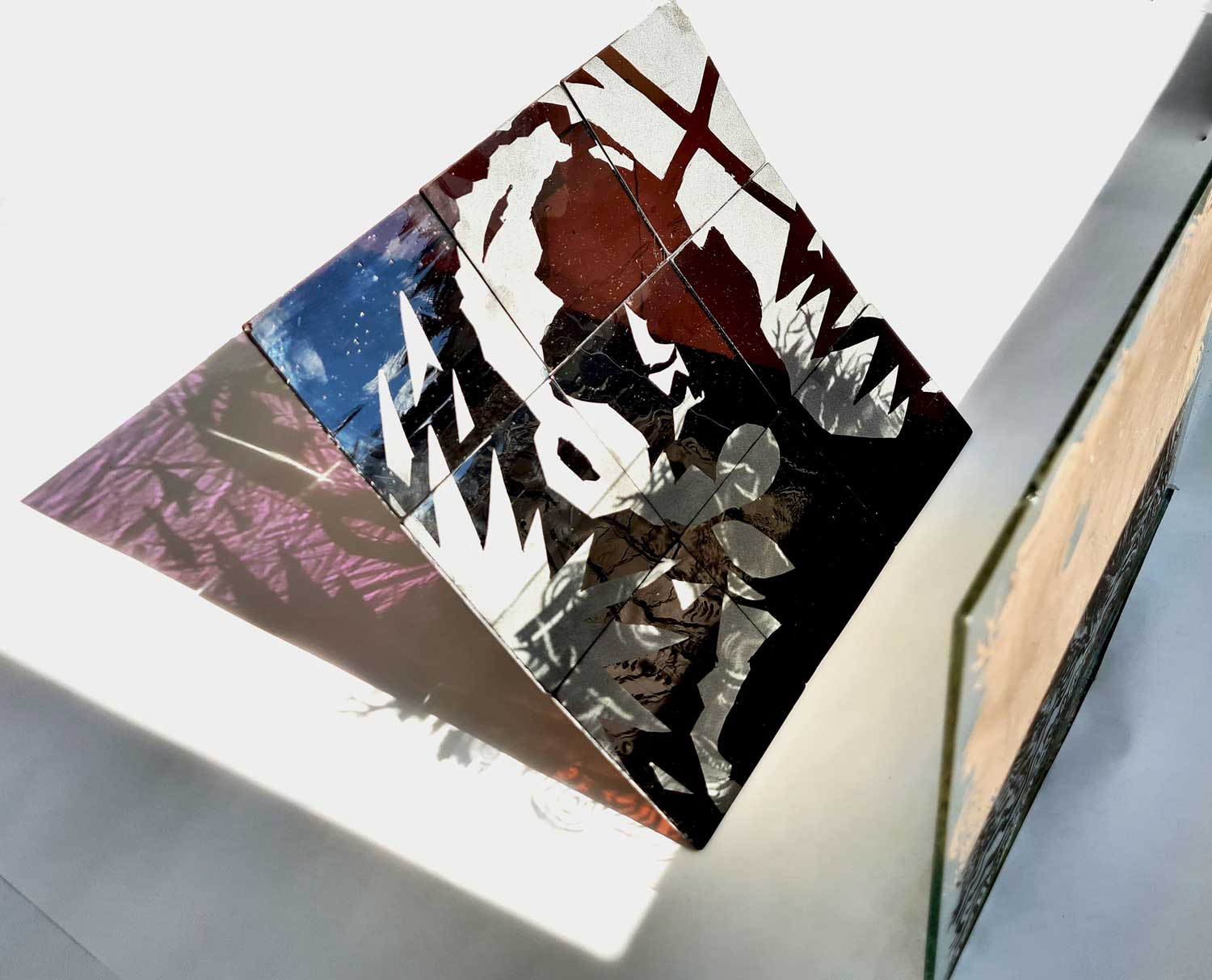 Undurchlässig, Geblendet (2023)